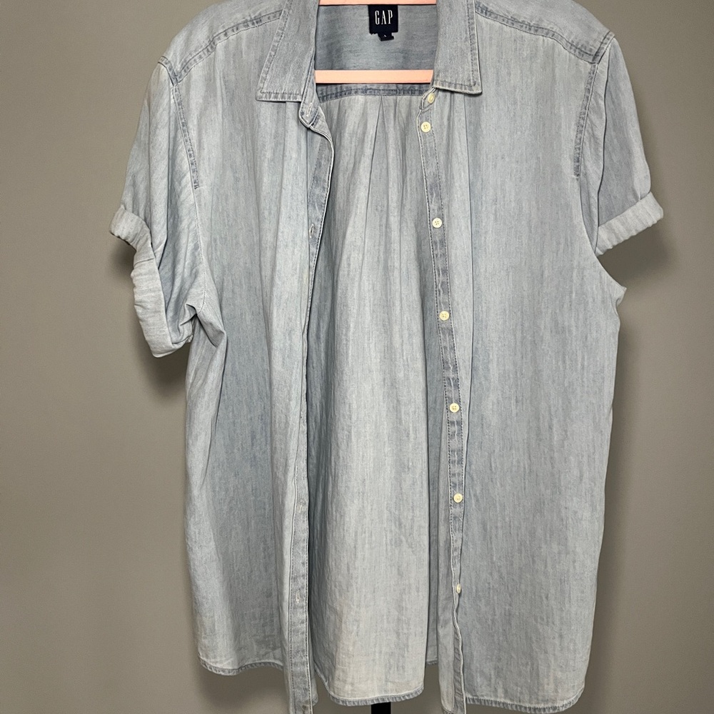 GAP Women’s Casual Light Blue Shirt
